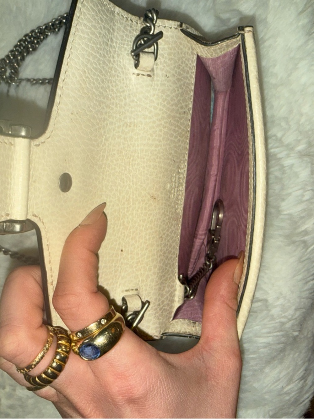 Gucci Beige Textured Leather Dionysus Super Mini Shoulder Bag - Picture 4 of 5